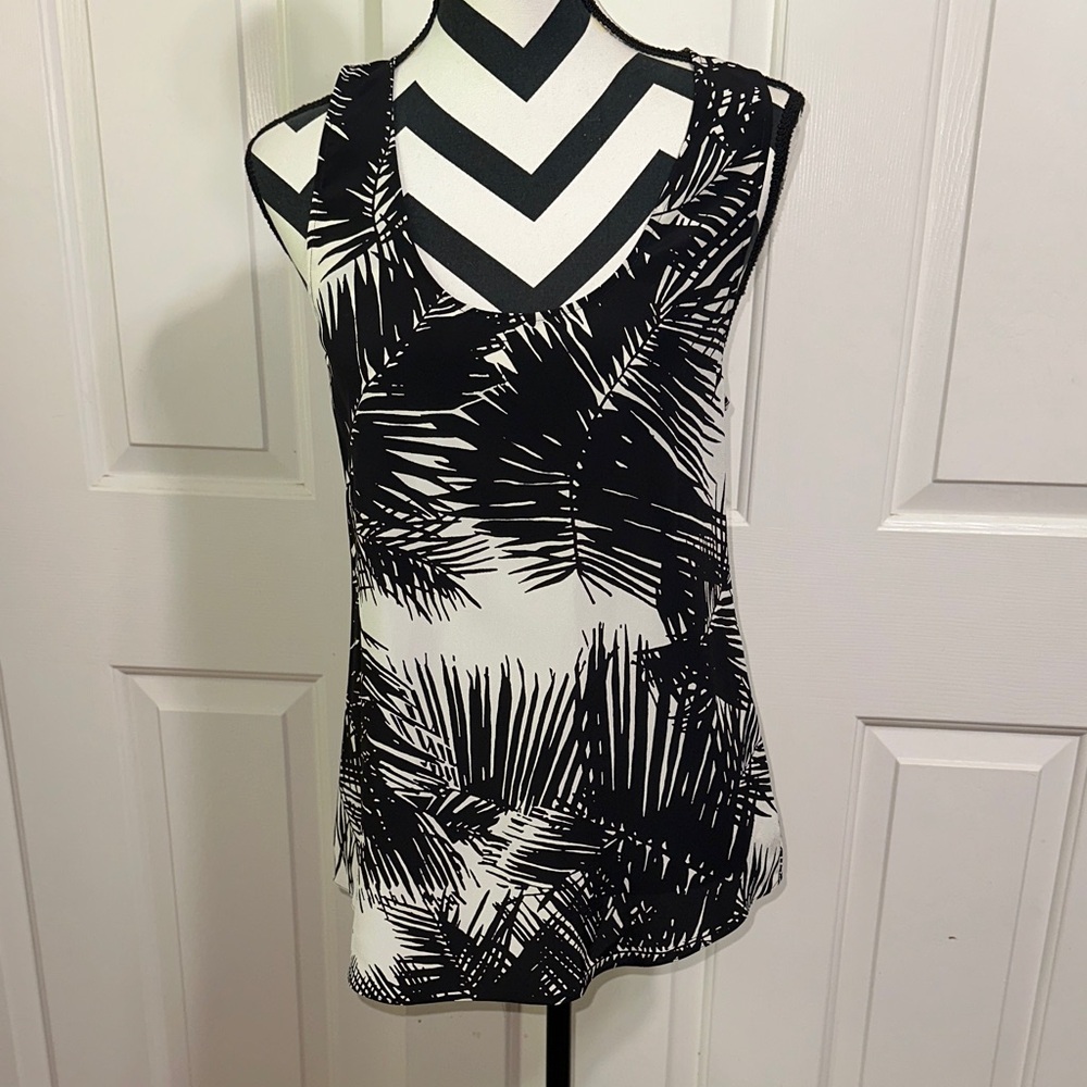 Theory Silk Black and White Leaf Print Tank Top